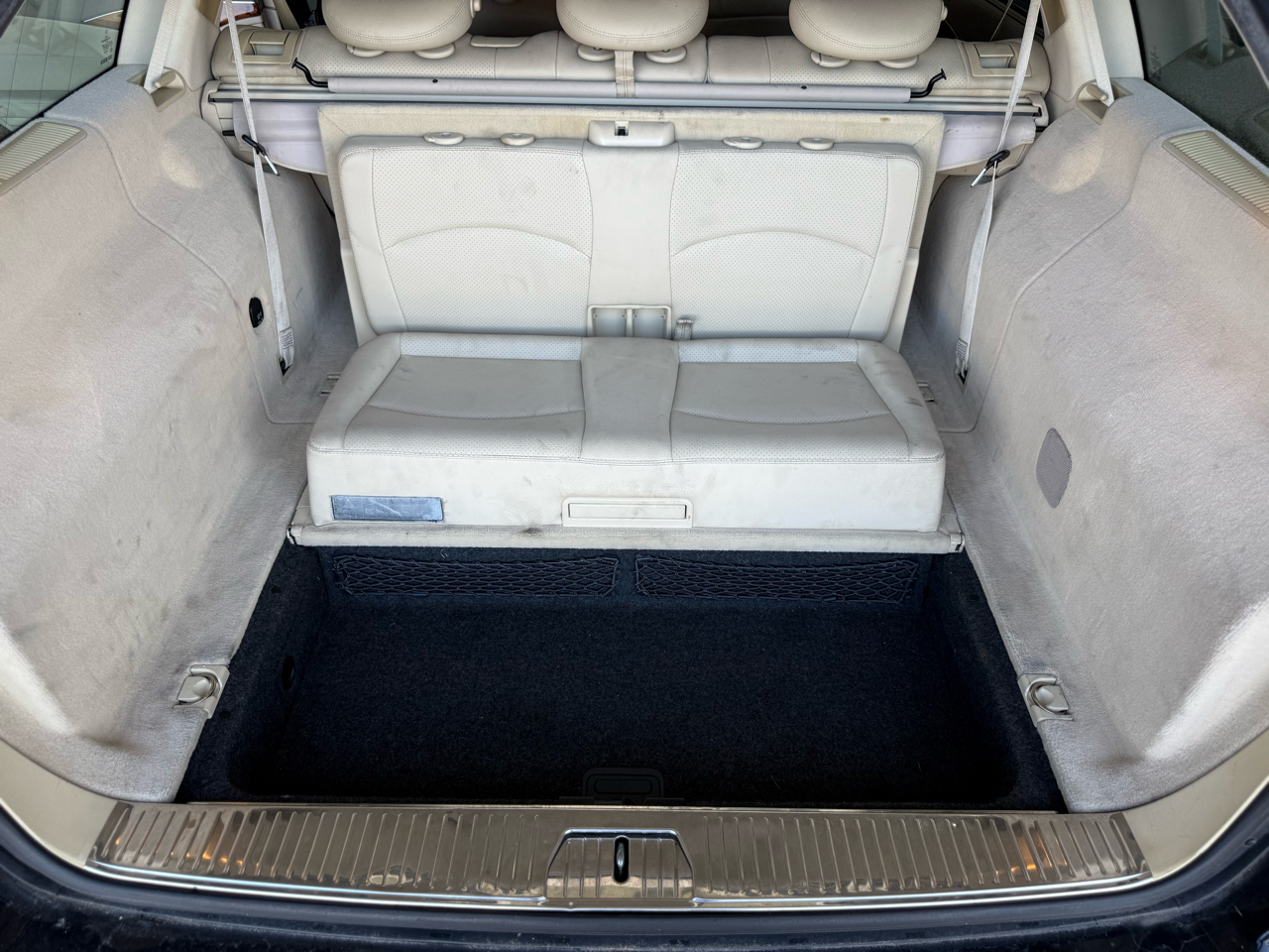 Mercedes-Benz E-Class 4dr Wgn 3.5L 4MATIC 2006 Mercedes-Benz E-Class 4dr Wgn 3.5L 4MATIC 2006