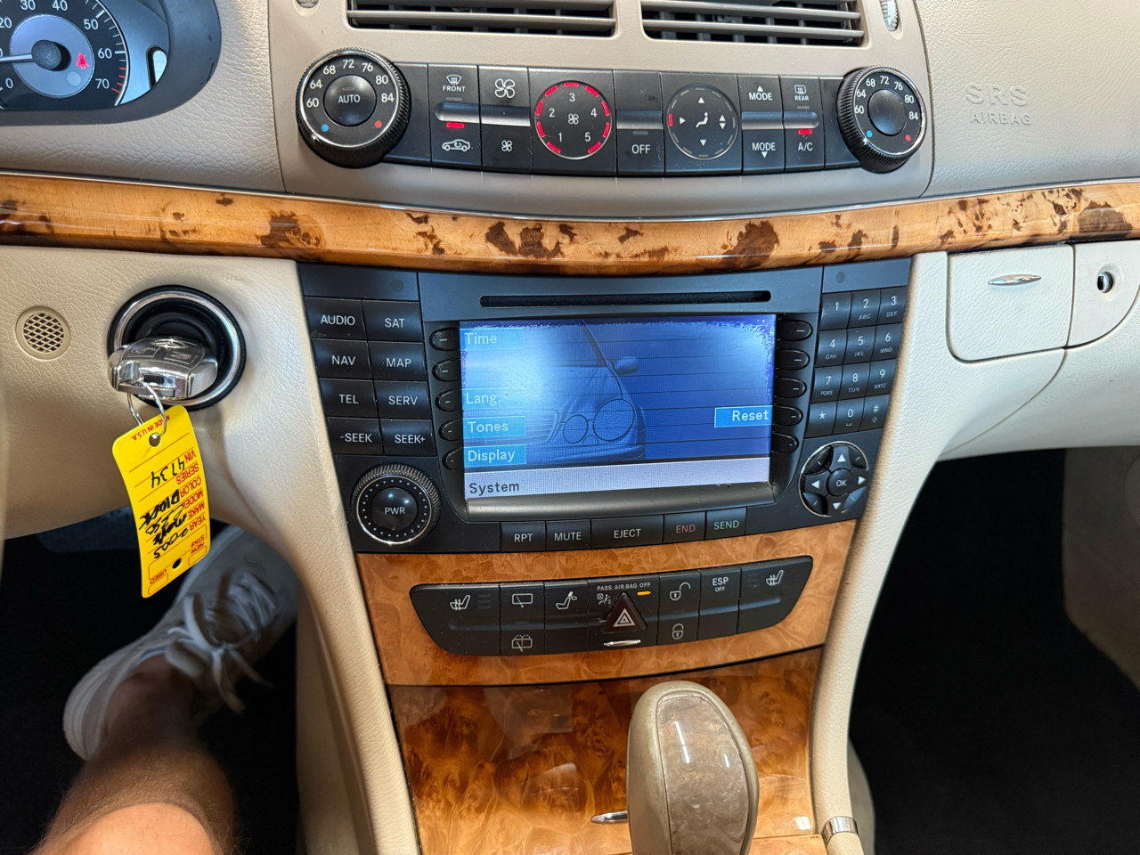 Mercedes-Benz E-Class 4dr Wgn 3.5L 4MATIC 2006 Mercedes-Benz E-Class 4dr Wgn 3.5L 4MATIC 2006