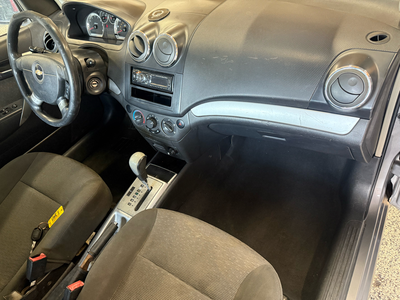Chevrolet Aveo 4dr Sdn LT w/2LT 2011 Chevrolet Aveo 4dr Sdn LT w/2LT 2011