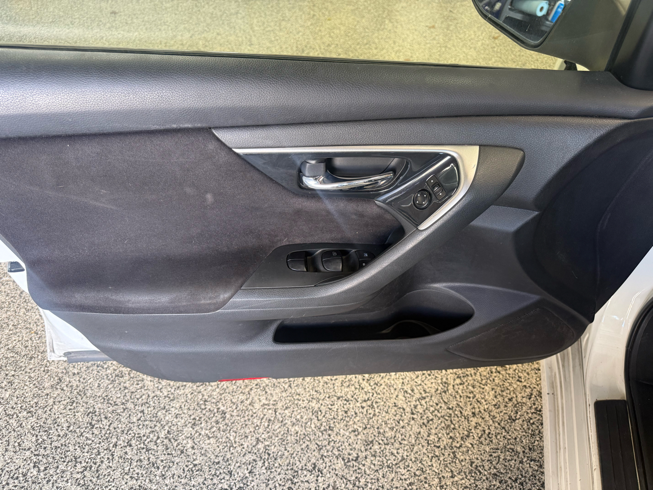 Nissan Altima 4dr Sdn I4 2.5 S 2013 Nissan Altima 4dr Sdn I4 2.5 S 2013