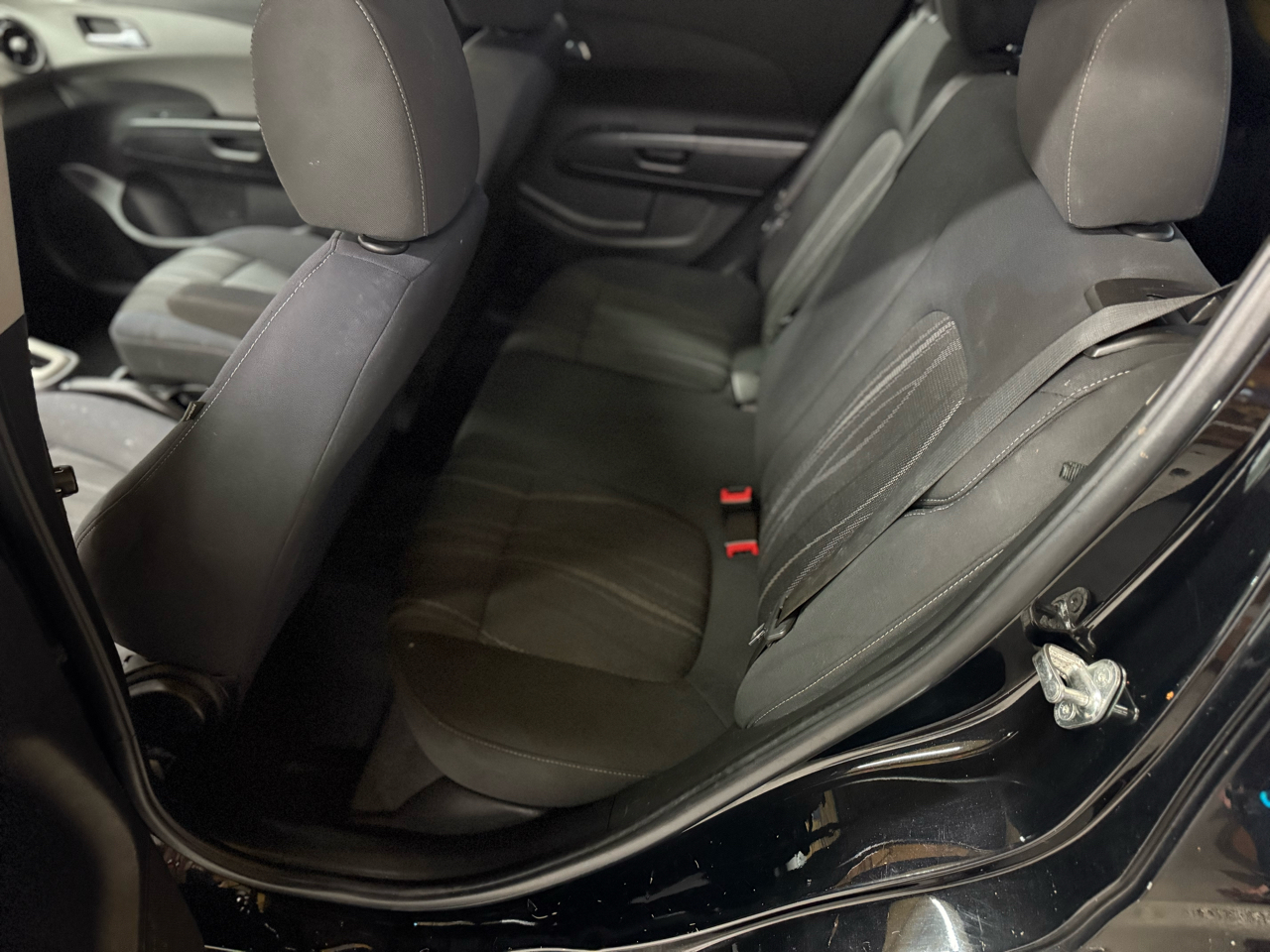 Chevrolet Sonic 5dr HB Auto LT 2016 Chevrolet Sonic 5dr HB Auto LT 2016