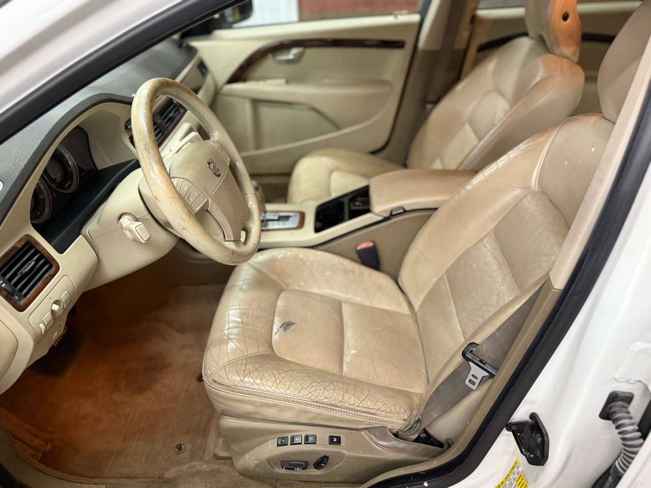 Volvo XC70 4dr Wgn 3.2L 2009 Volvo XC70 4dr Wgn 3.2L 2009