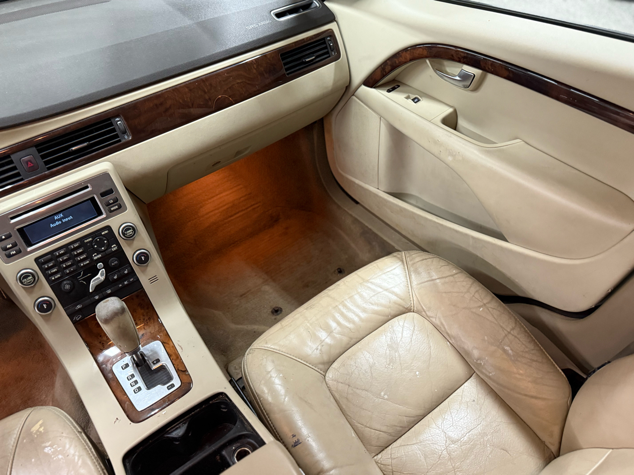 Volvo XC70 4dr Wgn 3.2L 2009 Volvo XC70 4dr Wgn 3.2L 2009