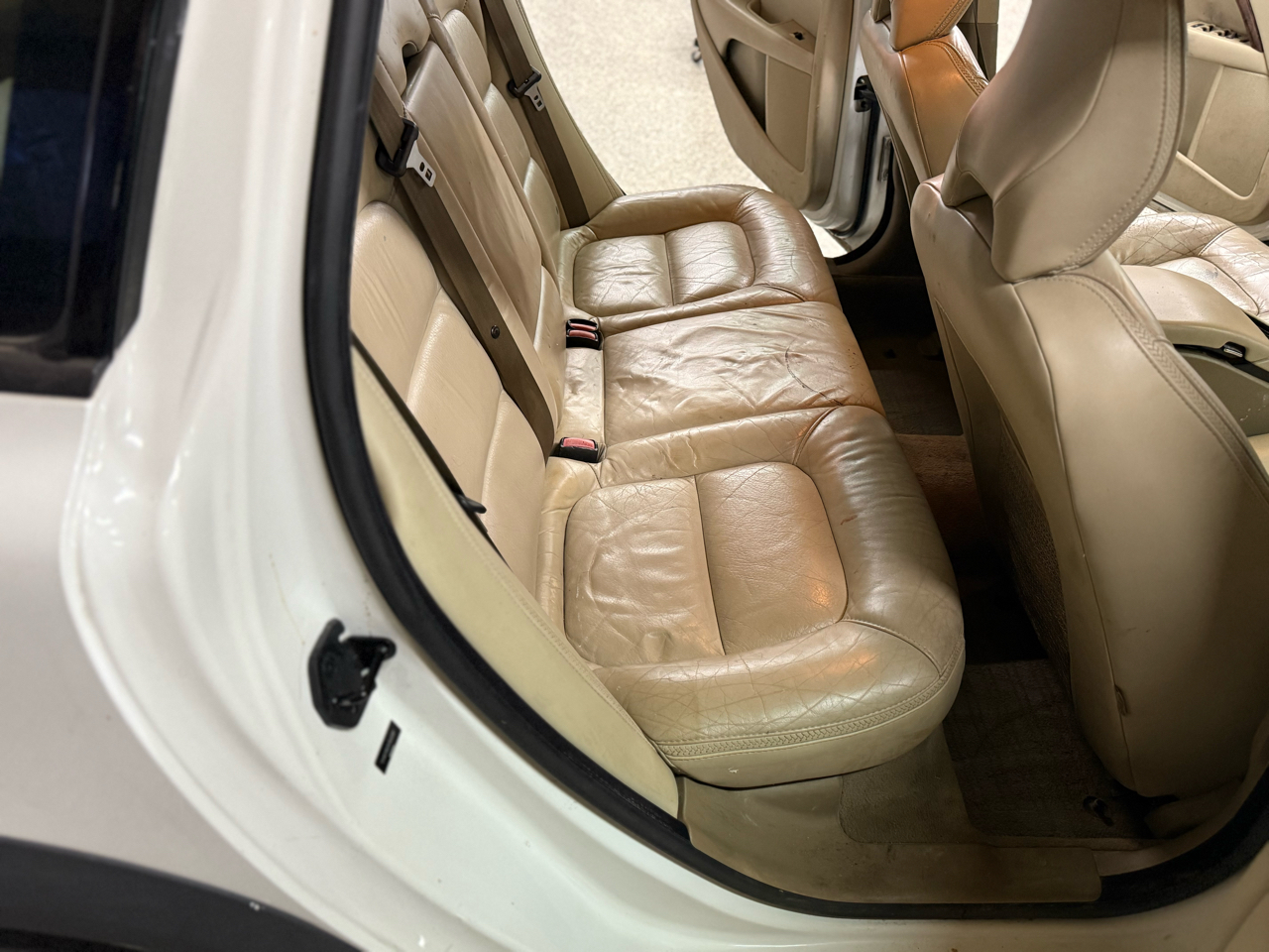 Volvo XC70 4dr Wgn 3.2L 2009 Volvo XC70 4dr Wgn 3.2L 2009