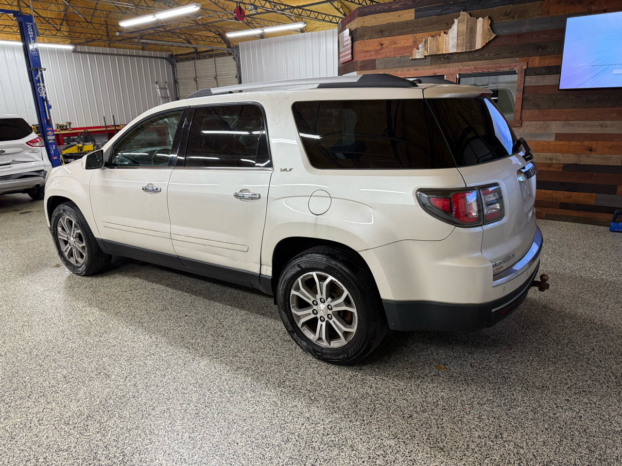 GMC Acadia AWD 4dr SLT w/SLT-2 2015 GMC Acadia AWD 4dr SLT w/SLT-2 2015