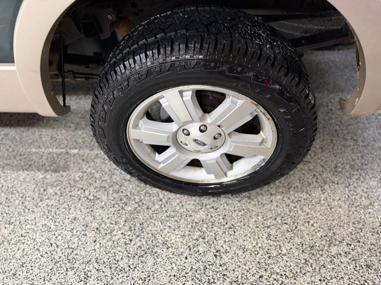 Ford F-150 2WD SuperCrew 139" King Ranch 2007