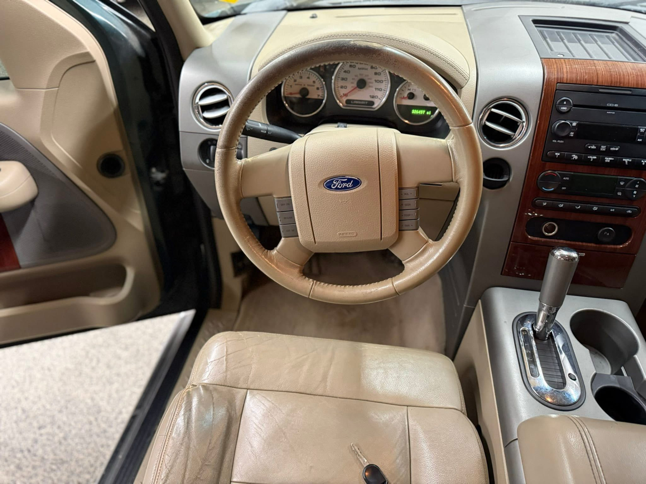 Ford F-150 2WD SuperCrew 139" King Ranch 2007