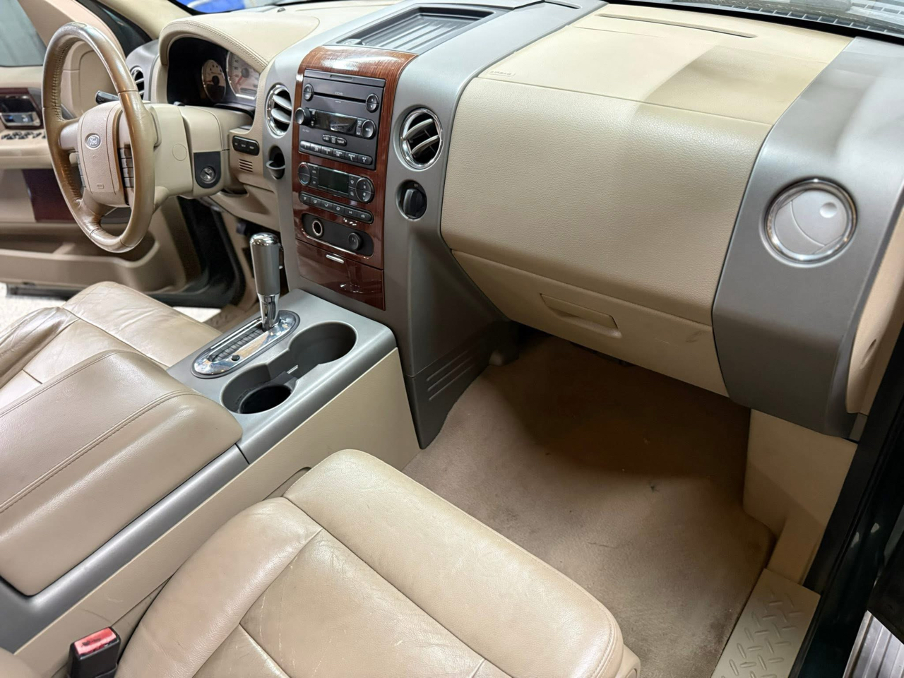 Ford F-150 2WD SuperCrew 139" King Ranch 2007