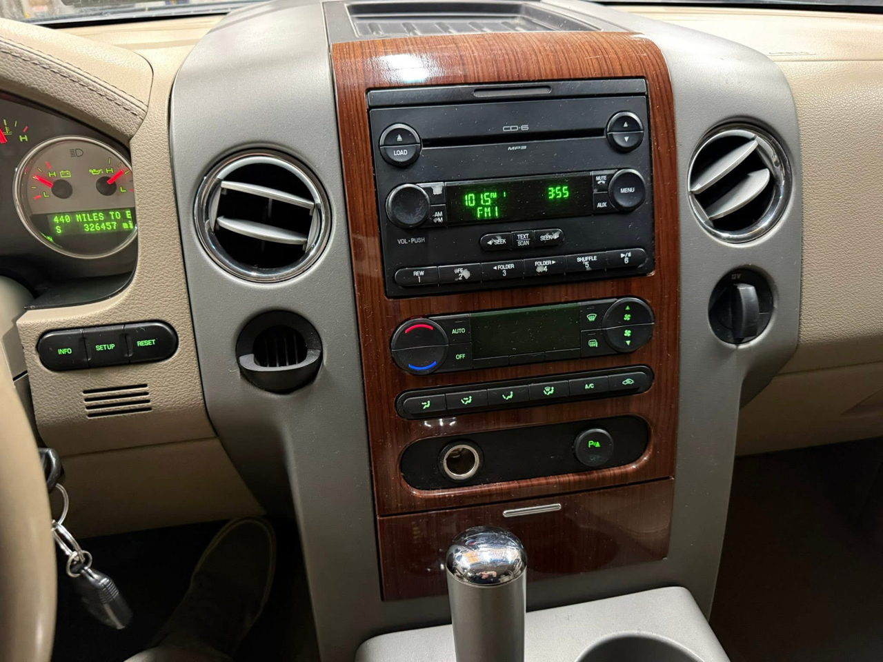 Ford F-150 2WD SuperCrew 139" King Ranch 2007