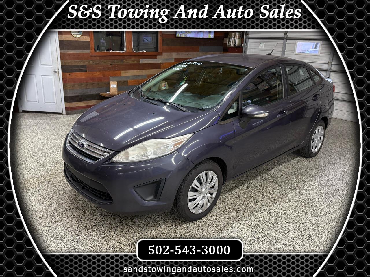 2013 Ford Fiesta 4dr Sdn SE