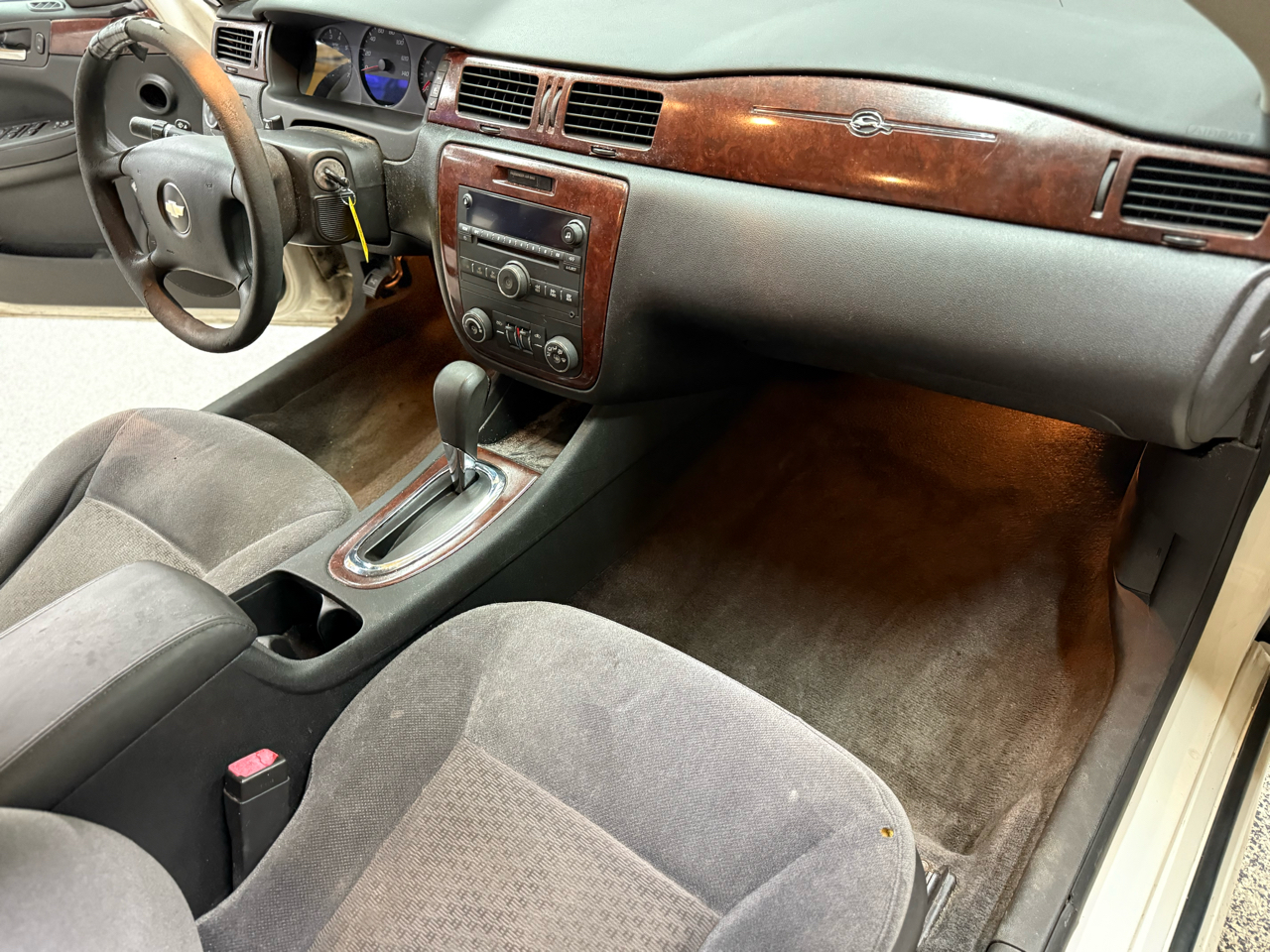 Chevrolet Impala 4dr Sdn LS 2009 Chevrolet Impala 4dr Sdn LS 2009