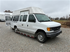 2005 Ford Econoline Cargo Van 