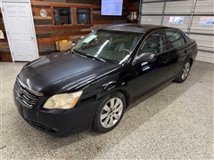2005 Toyota Avalon 