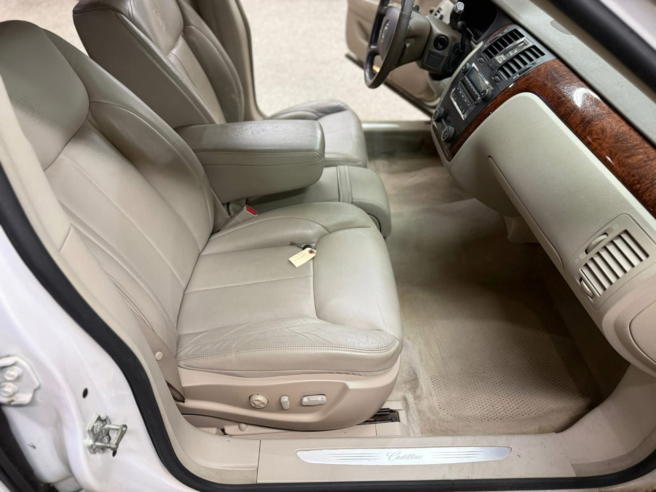 Cadillac DTS 4dr Sdn w/1SC 2006