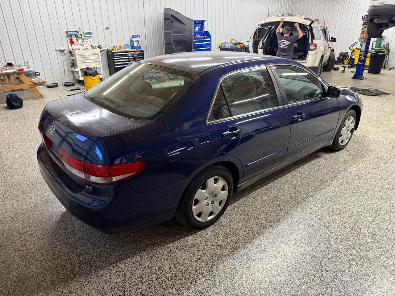 Honda Accord Sdn LX Auto V6 2004