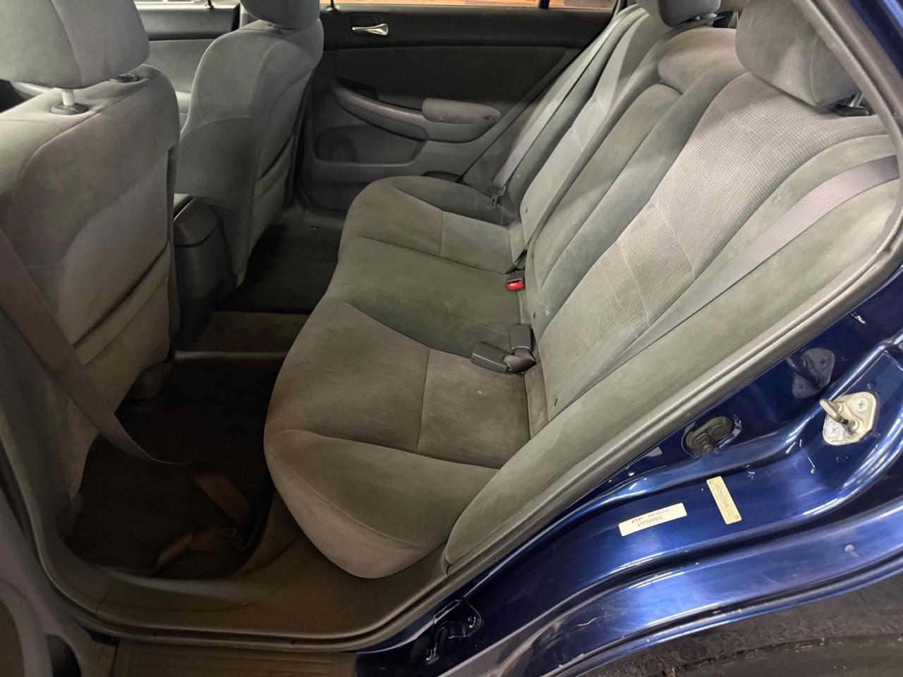 Honda Accord Sdn LX Auto V6 2004