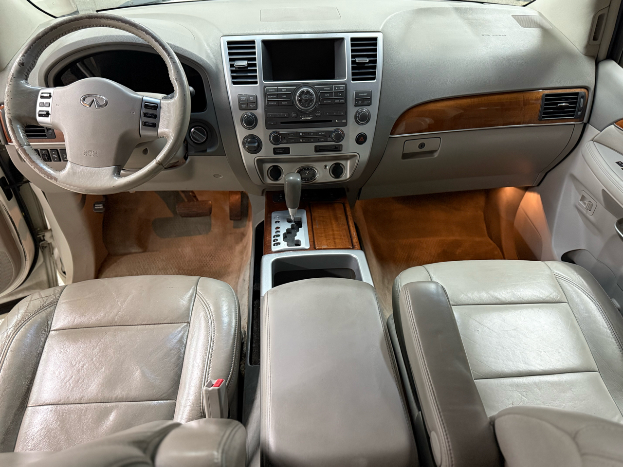 Infiniti QX56 4WD 4dr 2010