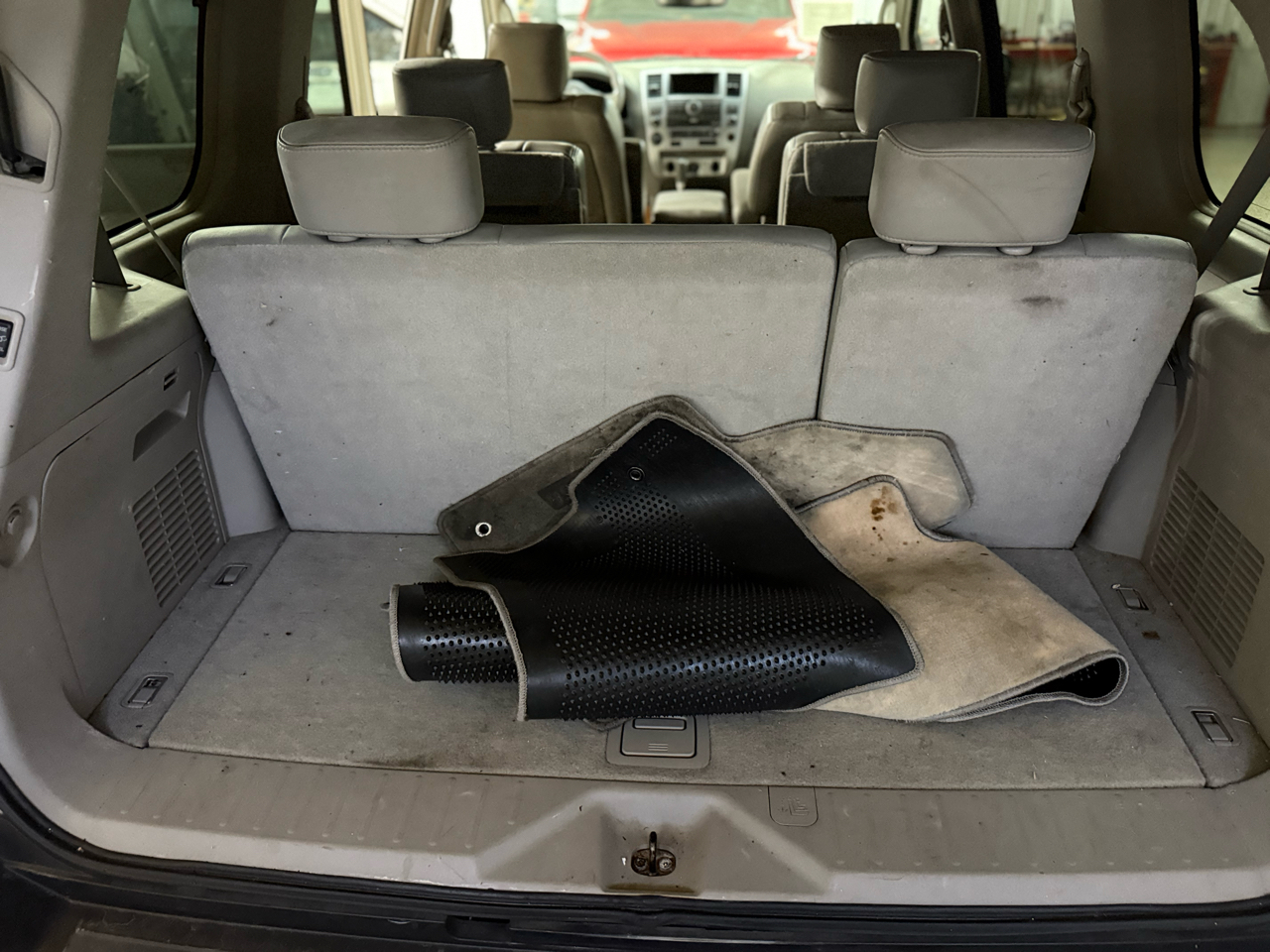 Infiniti QX56 4WD 4dr 2010