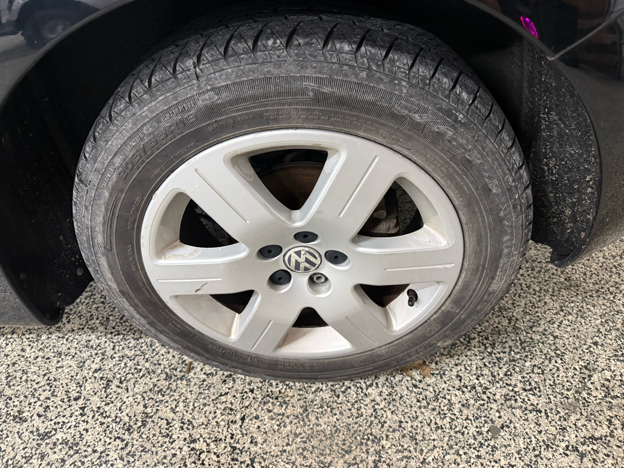 Volkswagen New Beetle Coupe 2dr Manual 2007