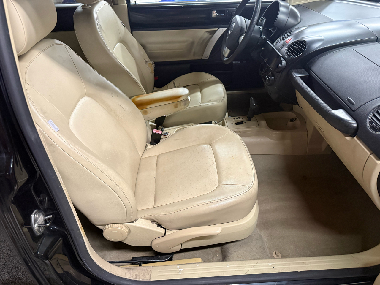 Volkswagen New Beetle Coupe 2dr Manual 2007