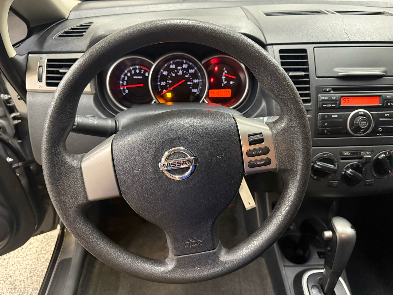 Nissan Versa 4dr Sdn I4 Auto 1.8 S 2010