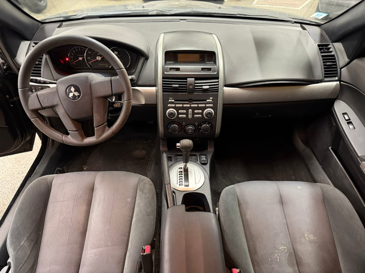 Mitsubishi Galant 4dr Sdn ES 2.4L Auto 2006
