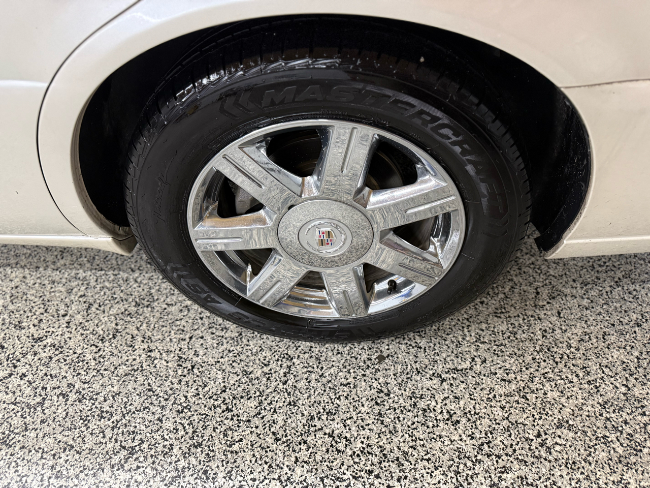 Cadillac DTS 4dr Sdn Luxury I 2007