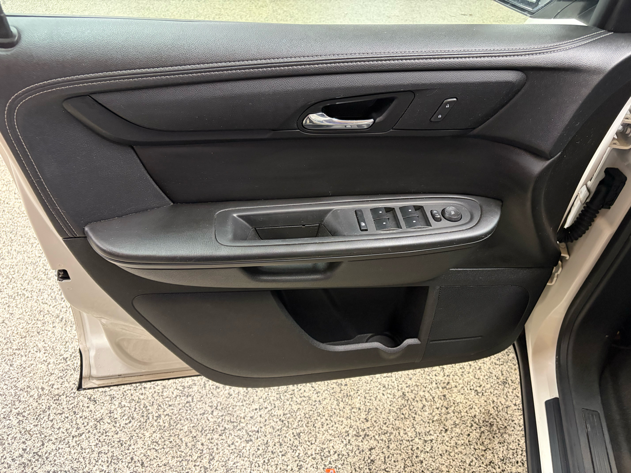 GMC Acadia FWD 4dr SLE2 2014