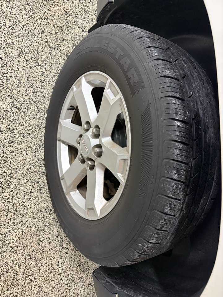 GMC Acadia FWD 4dr SLE2 2014