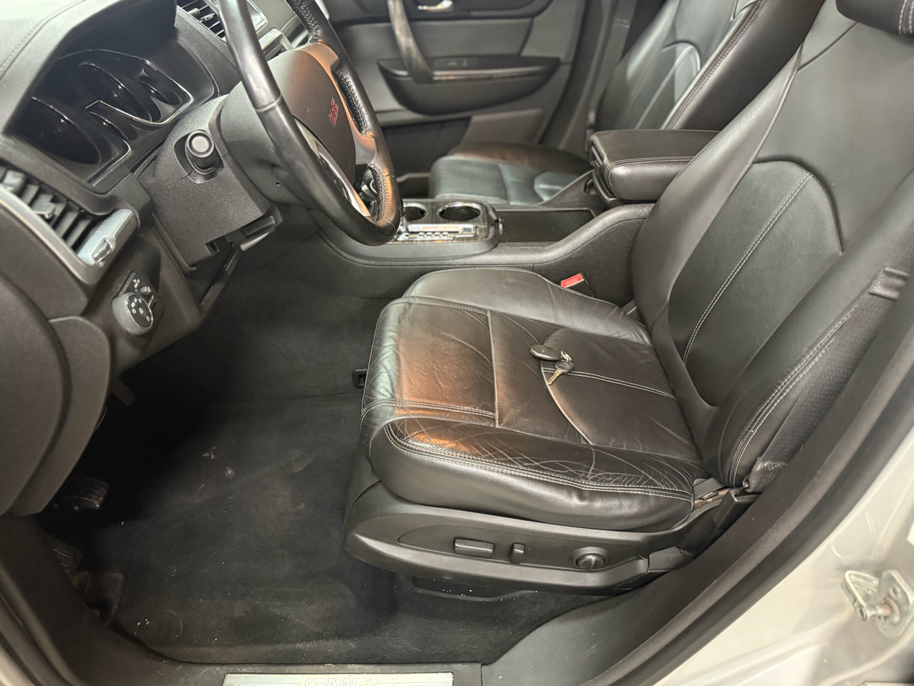 GMC Acadia AWD 4dr SLT w/SLT-1 2016