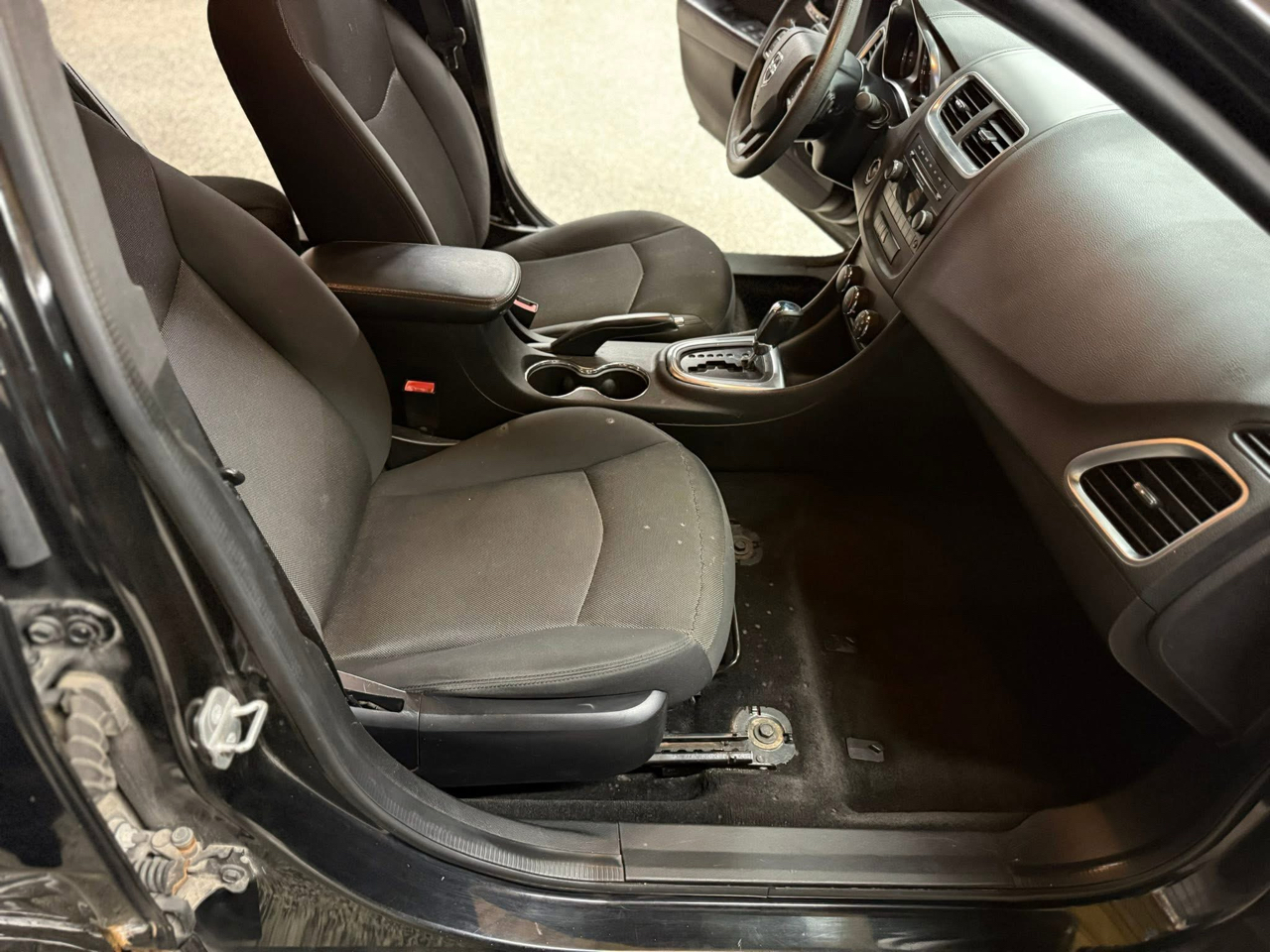 Dodge Avenger 4dr Sdn SE 2014