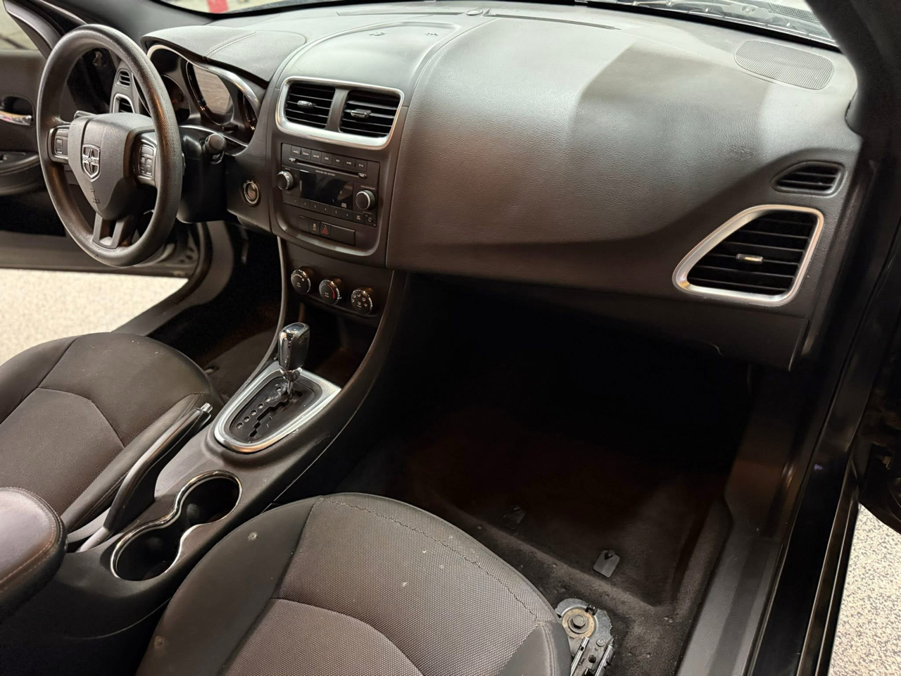 Dodge Avenger 4dr Sdn SE 2014