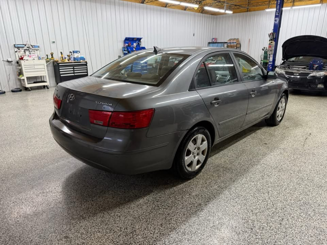 Hyundai Sonata 4dr Sdn I4 Auto GLS 2010