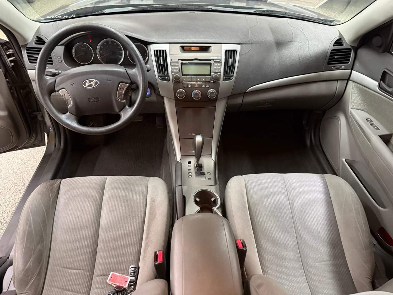 Hyundai Sonata 4dr Sdn I4 Auto GLS 2010