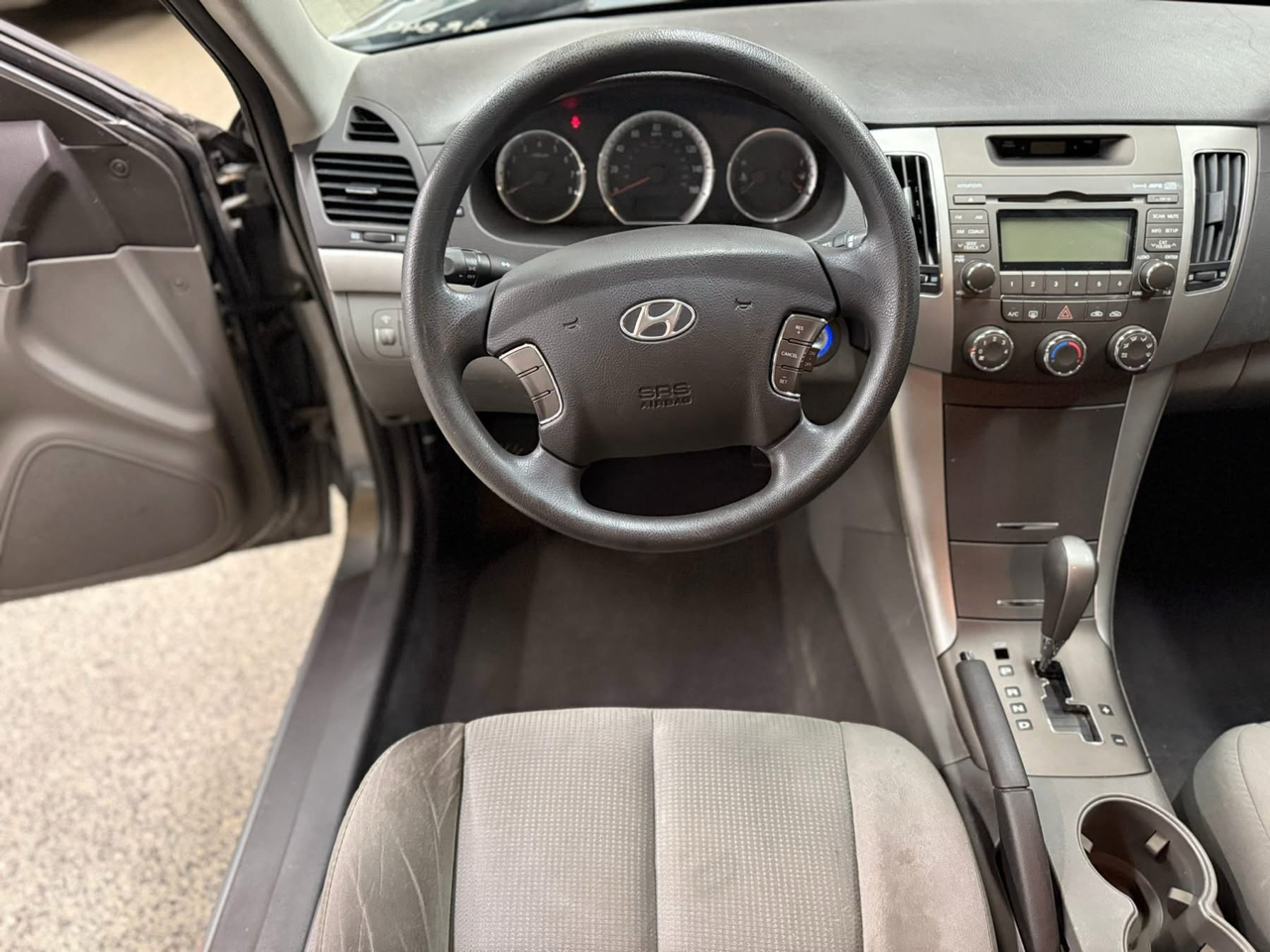 Hyundai Sonata 4dr Sdn I4 Auto GLS 2010
