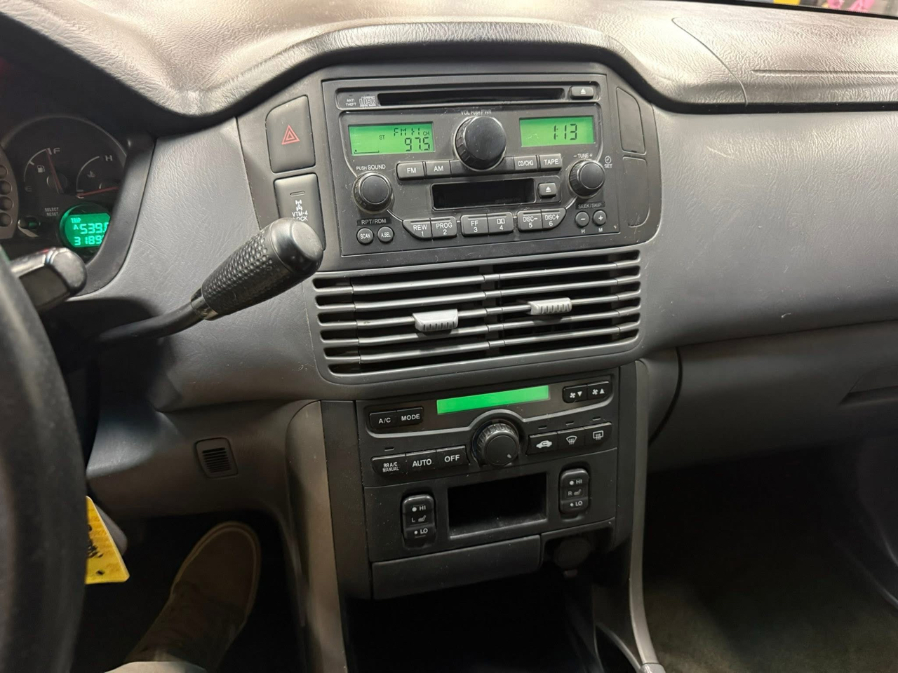 Honda Pilot 4WD EX Auto w/Leather 2004