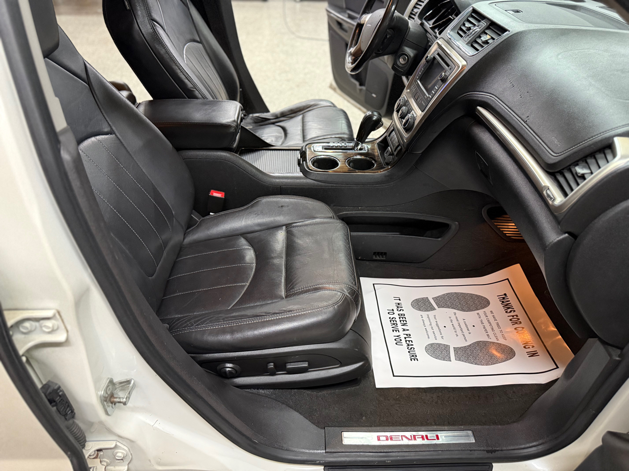 GMC Acadia AWD 4dr Denali 2015