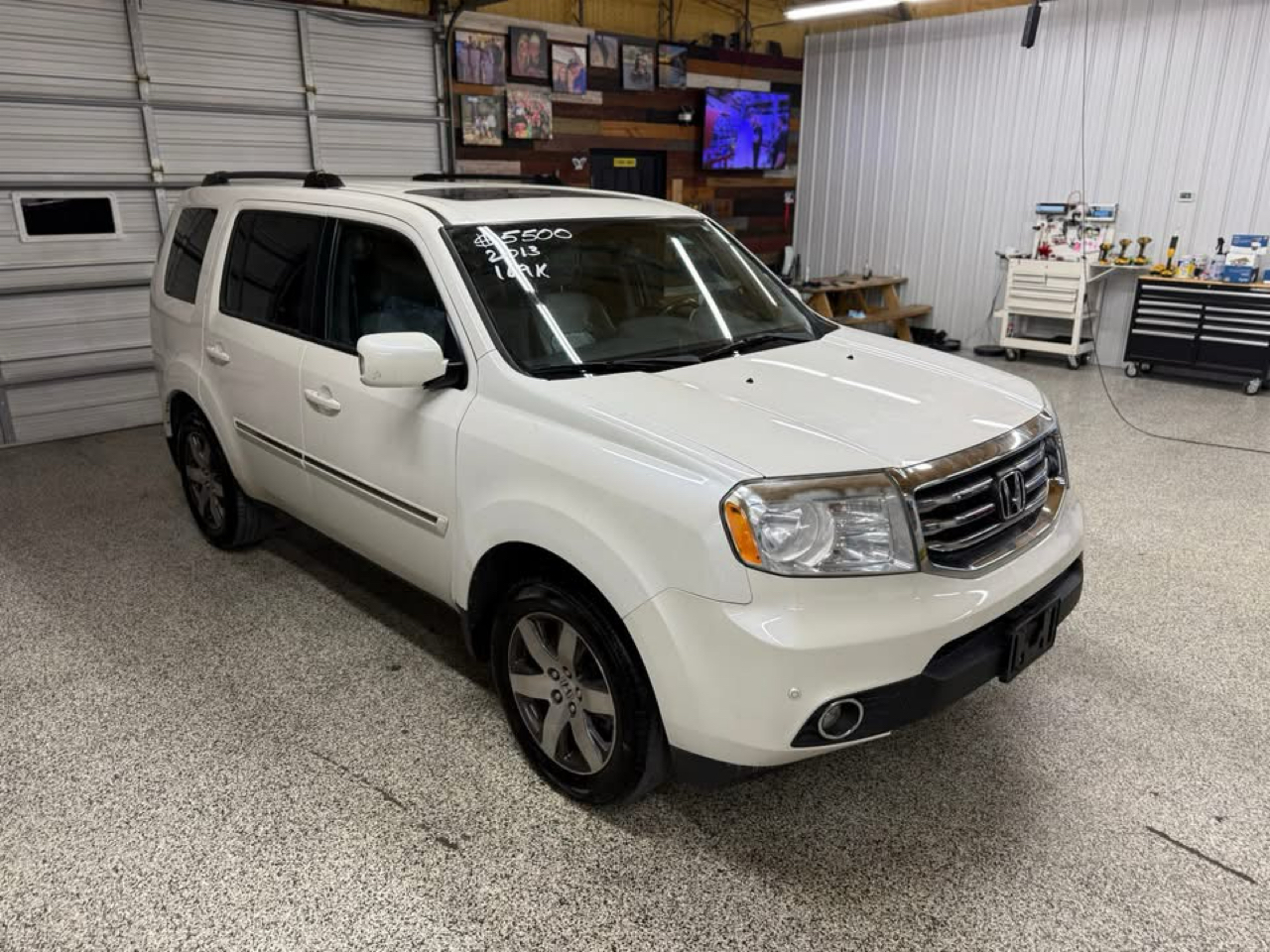 Honda Pilot 4WD 4dr Touring w/RES & Navi 2013