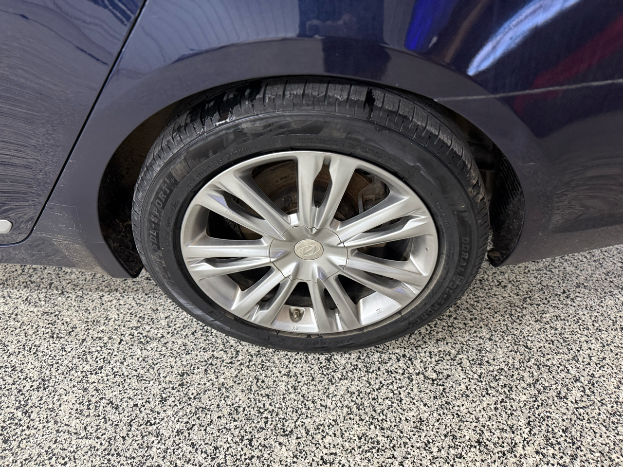 Hyundai Genesis 4dr Sdn 4.6L V8 2010