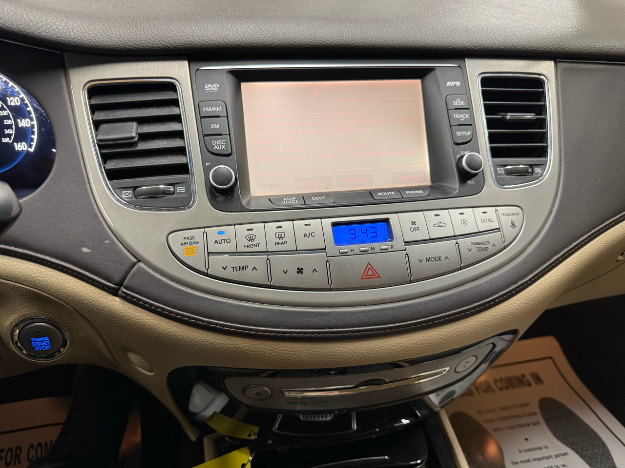 Hyundai Genesis 4dr Sdn 4.6L V8 2010