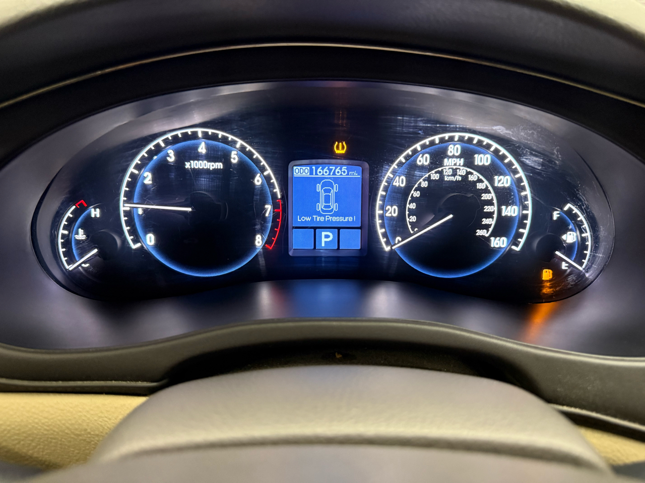 Hyundai Genesis 4dr Sdn 4.6L V8 2010