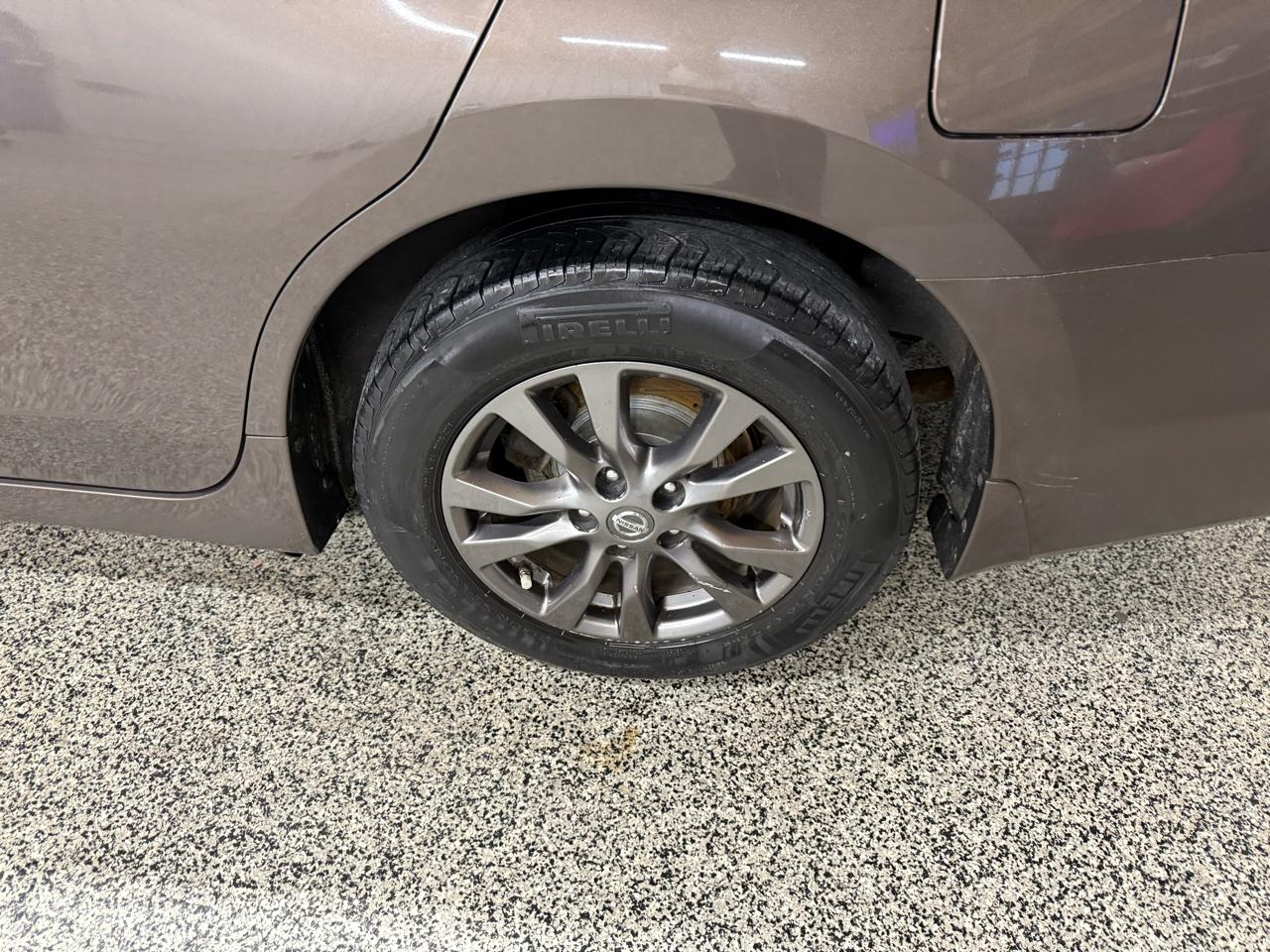 Nissan Altima 4dr Sdn I4 2.5 S 2014