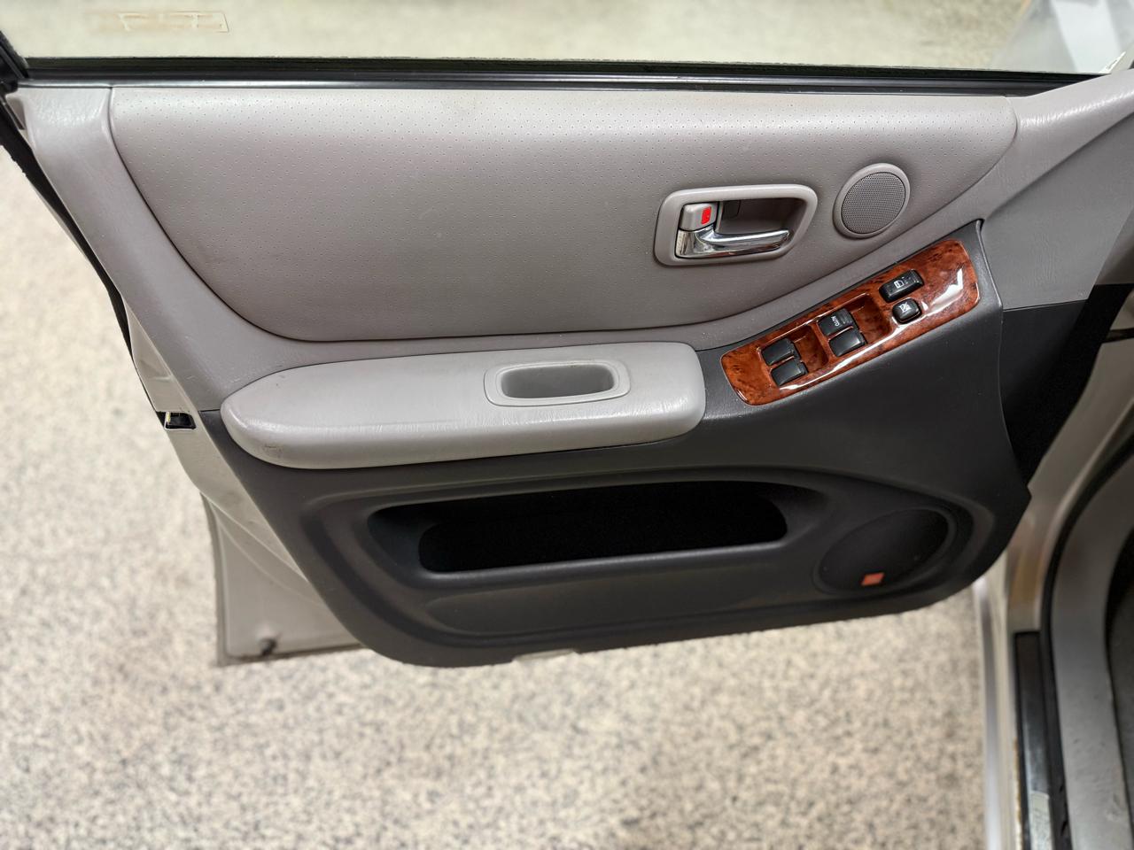 Toyota Highlander Hybrid 4dr 4WD (Natl) 2006