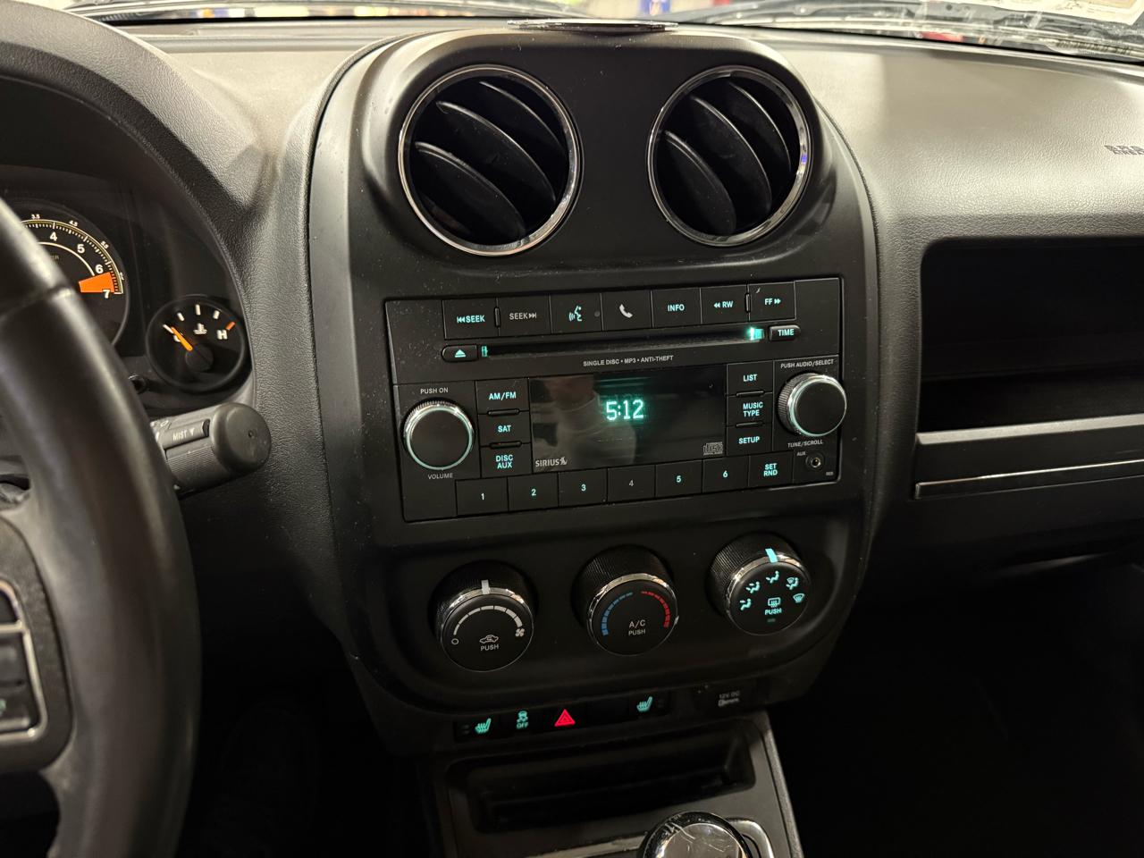 Jeep Patriot FWD 4dr High Altitude 2014