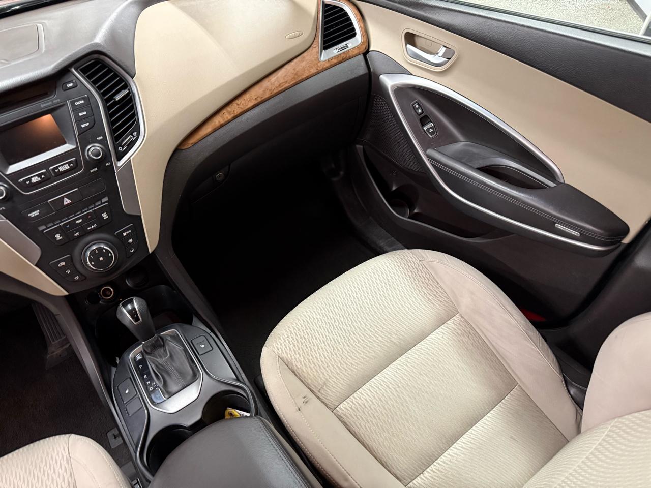 Hyundai Santa Fe FWD 4dr GLS 2015