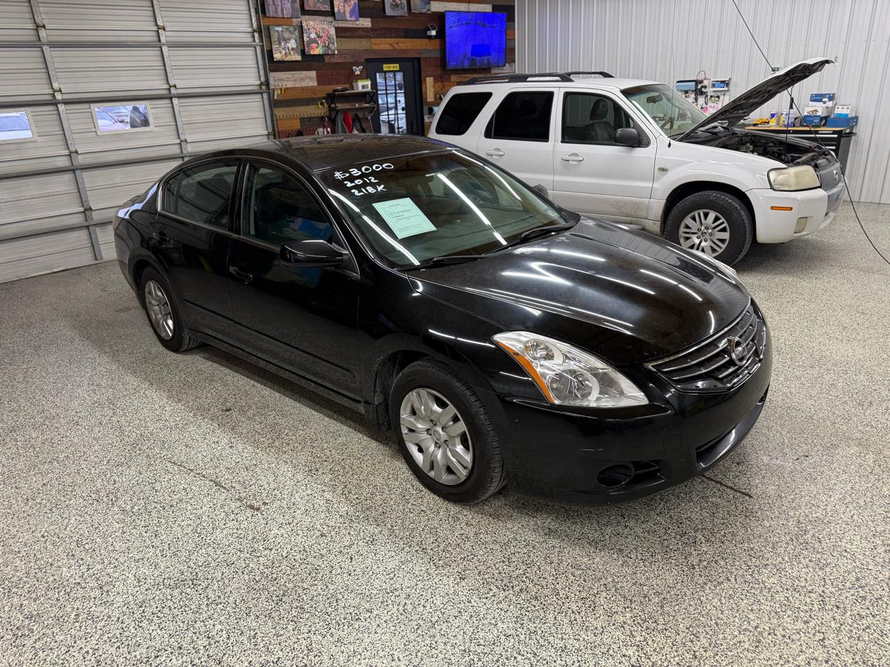 Nissan Altima 4dr Sdn I4 CVT 2.5 S 2012