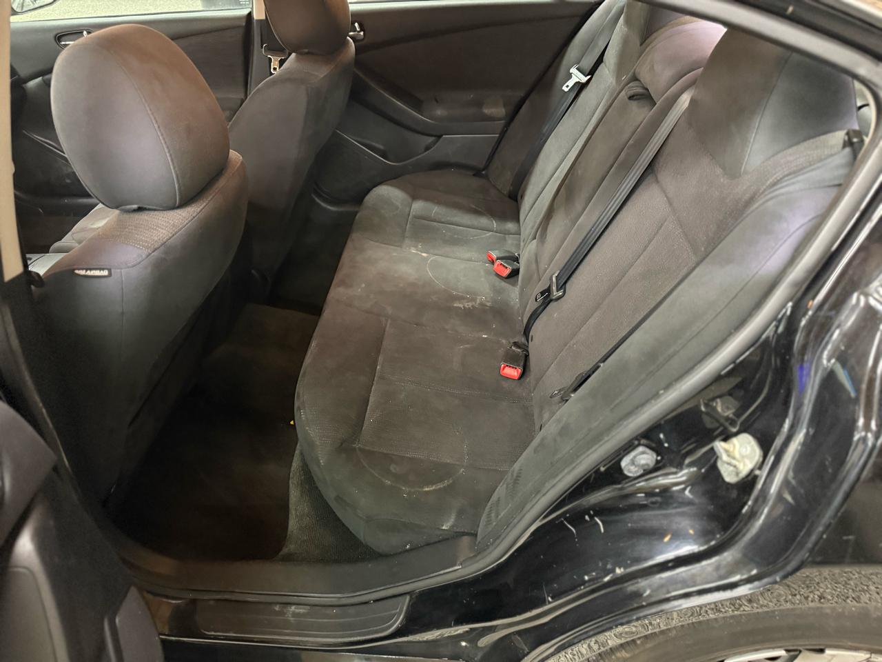 Nissan Altima 4dr Sdn I4 CVT 2.5 S 2012