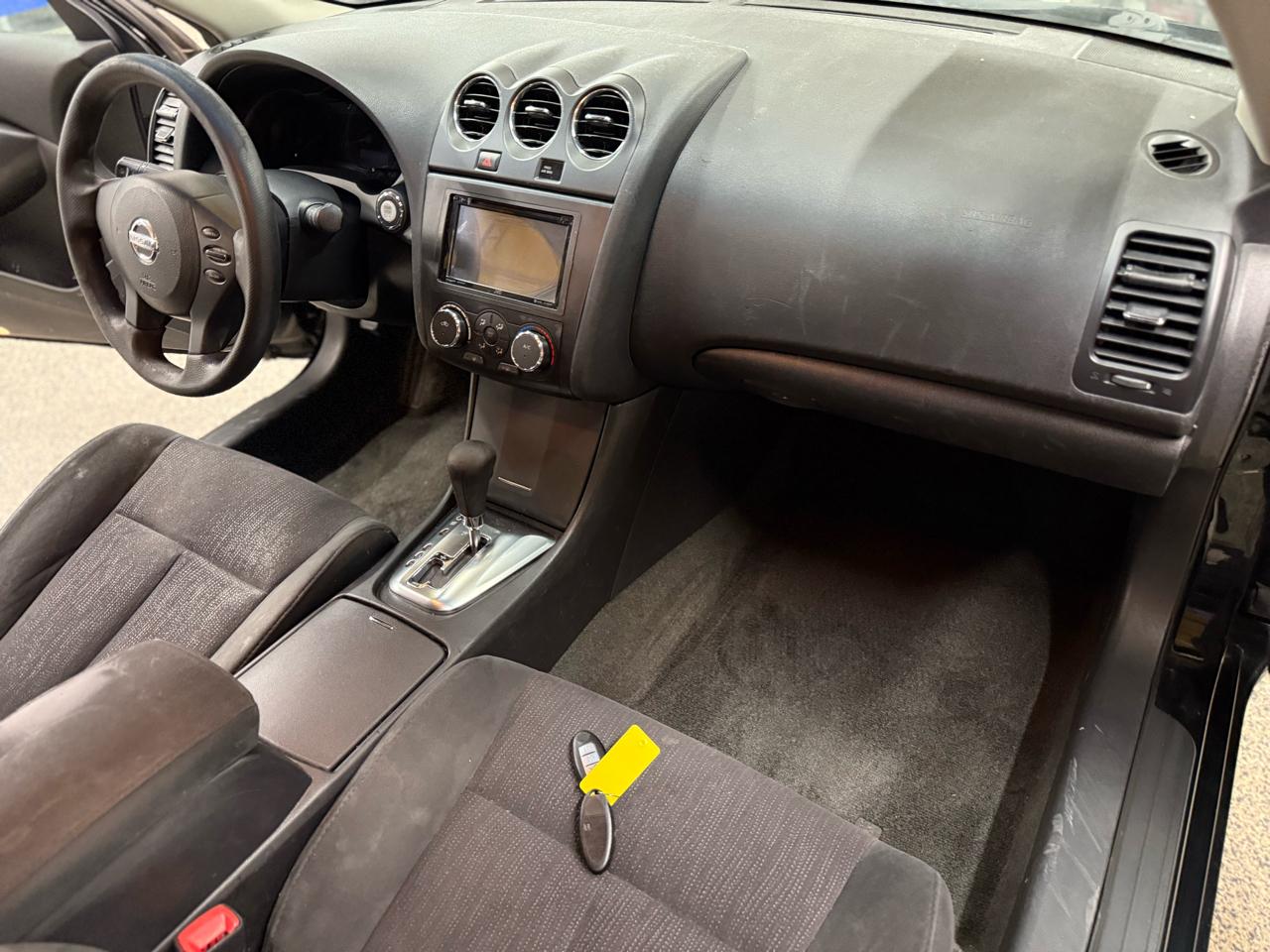 Nissan Altima 4dr Sdn I4 CVT 2.5 S 2012