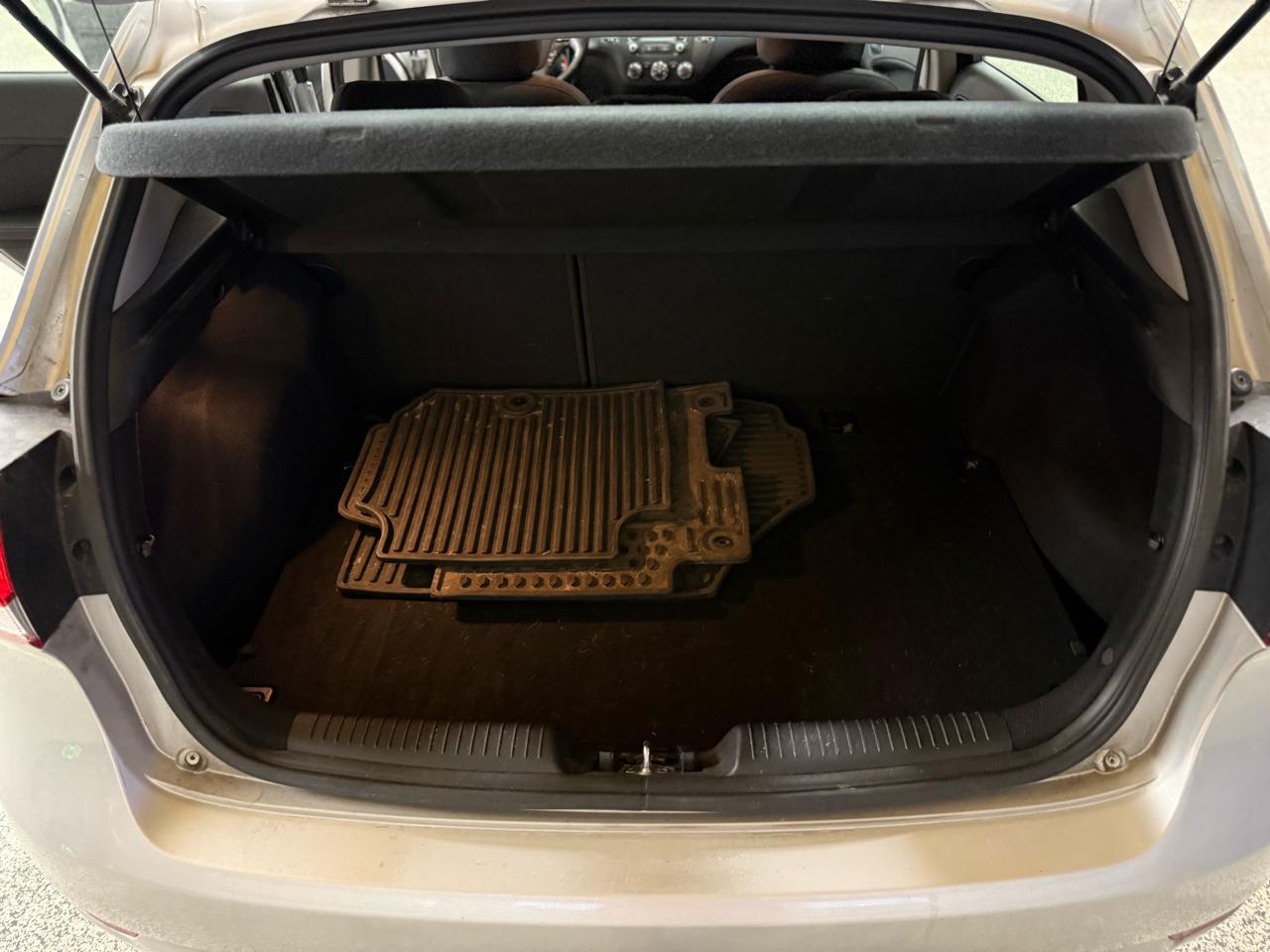 Kia Forte 5-Door 5dr HB Auto EX 2016