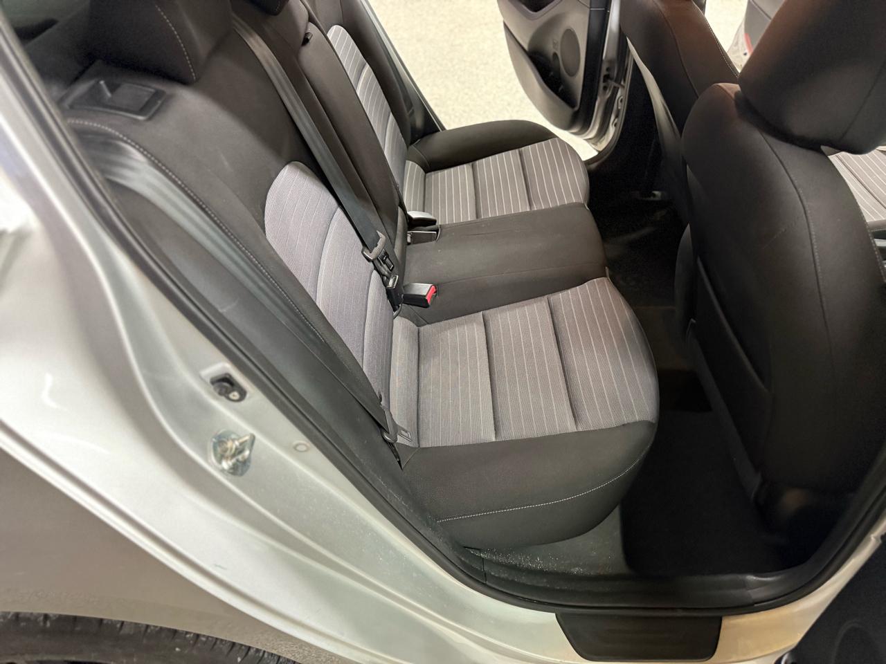 Kia Forte 5-Door 5dr HB Auto EX 2016